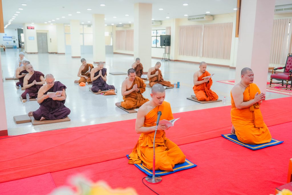 สถาบันวิปัสสนาธุระจัดปฏิบัติธรรมนิสิตแบบไปกลับ