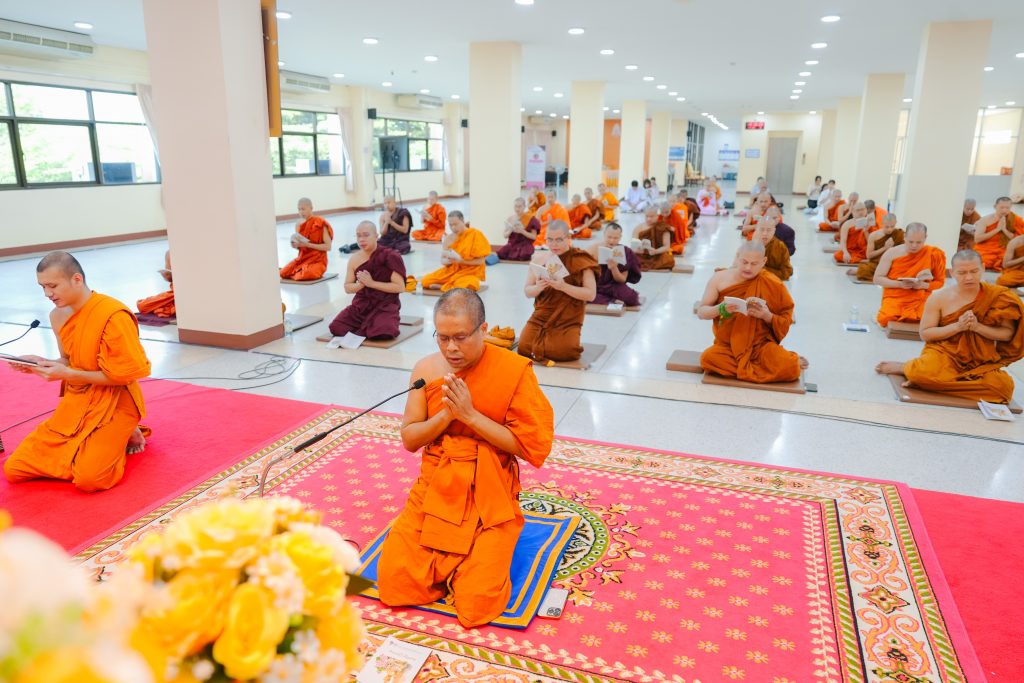สถาบันวิปัสสนาธุระจัดปฏิบัติธรรมนิสิตแบบไปกลับ