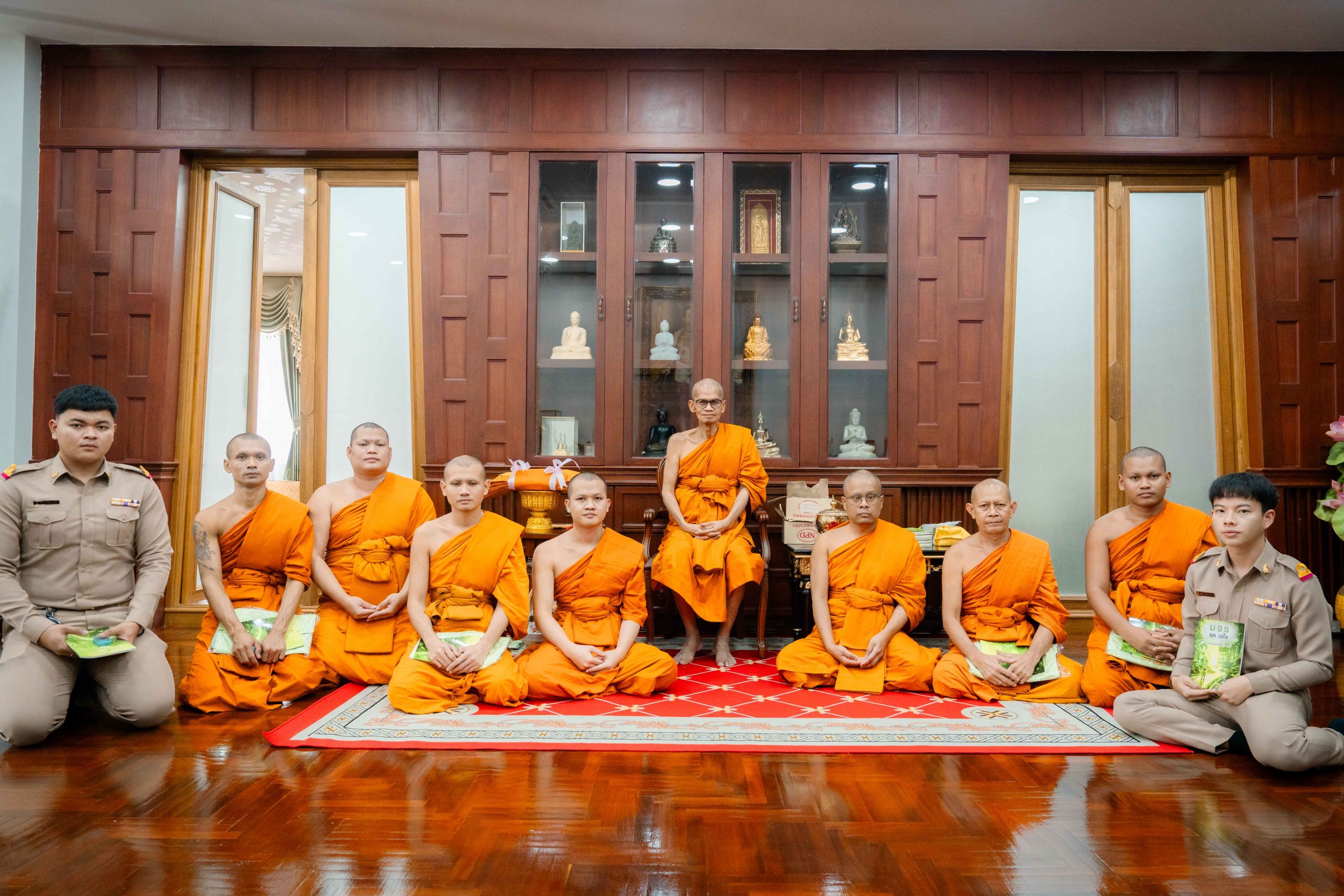 กราบถวายสักการะเนื่องในวันอายุวัฒนมงคล ๖๖ ปี พระเดชพระคุณ พระพรหมวัชรธีราจารย์ ศ.ดร.